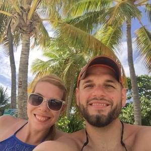 Meet your Posher, Edgardo